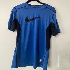 large nike dryfit tshirt